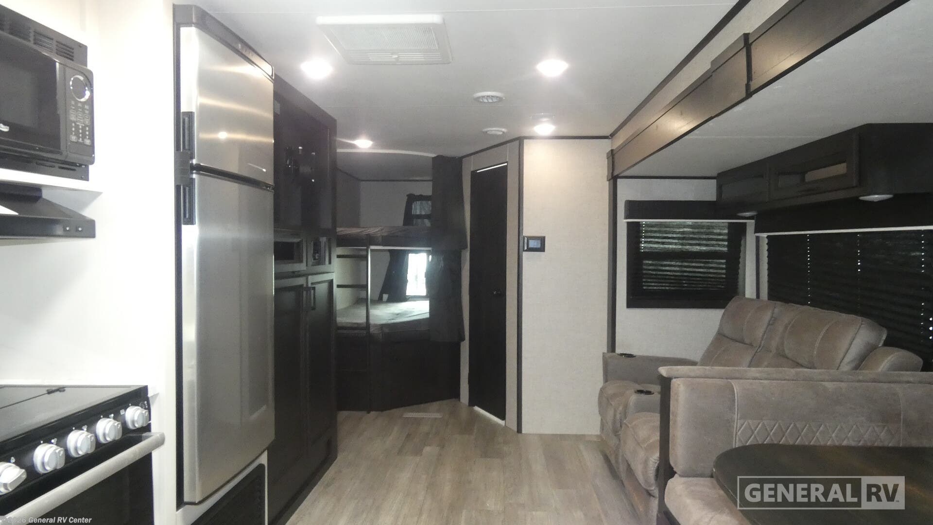 2022 Jayco Jay Flight 28BHS - Used Travel Trailer For Sale by General RV Center in Birch Run, Michigan