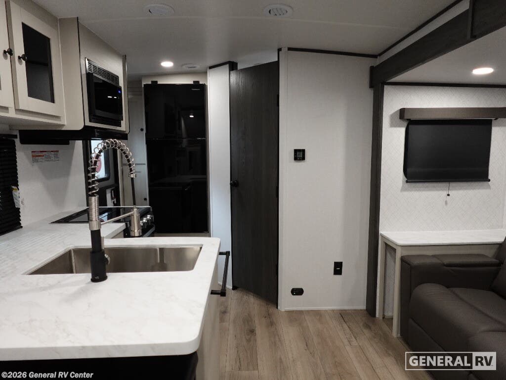 2026 Spirit 1943RB by Coachmen from General RV Center in Birch Run, Michigan