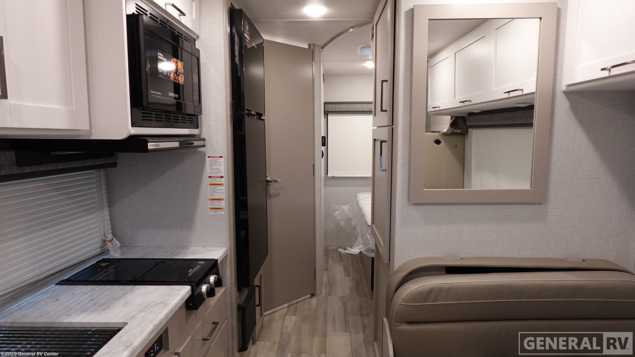2026 Thor Motor Coach Pasadena SE SZ22 - New Class C For Sale by General RV Center in Birch Run, Michigan
