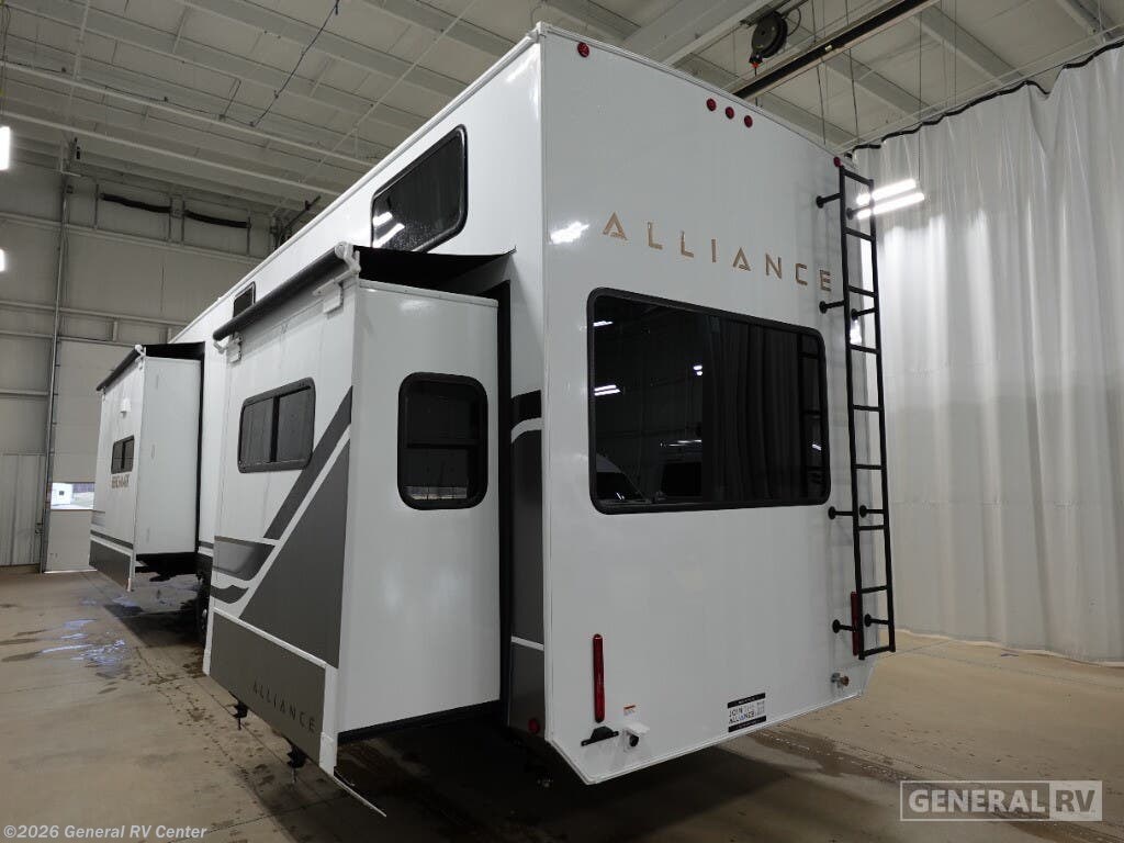 New 2025 Alliance RV Benchmark 42LFT available in Birch Run, Michigan