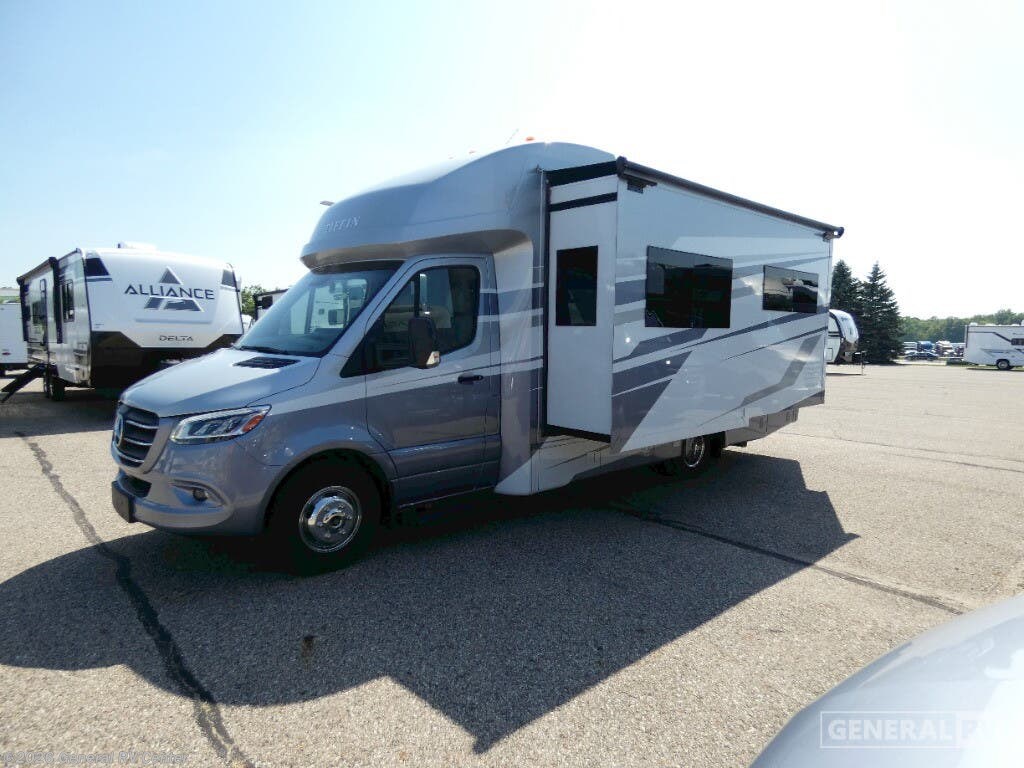 2026 Tiffin Wayfarer 25XRW - New Class C For Sale by General RV Center in Birch Run, Michigan