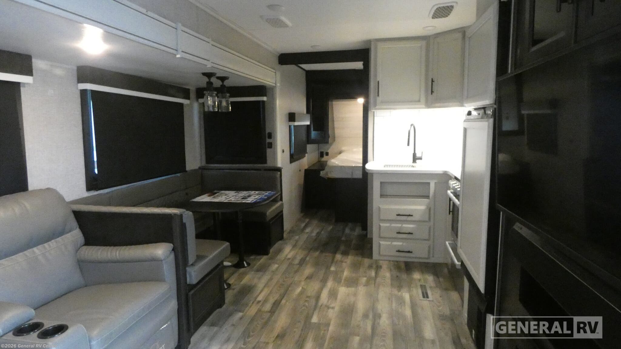 Used 2022 Jayco Eagle HT 284BHOK available in Birch Run, Michigan