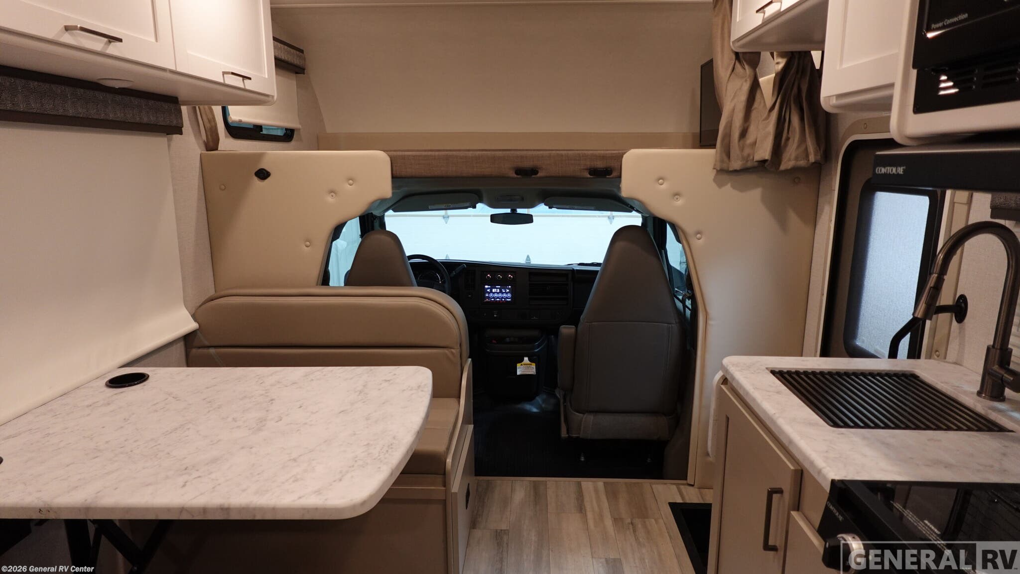 New 2026 Thor Motor Coach Pasadena SE SE21 Chevy available in Birch Run, Michigan