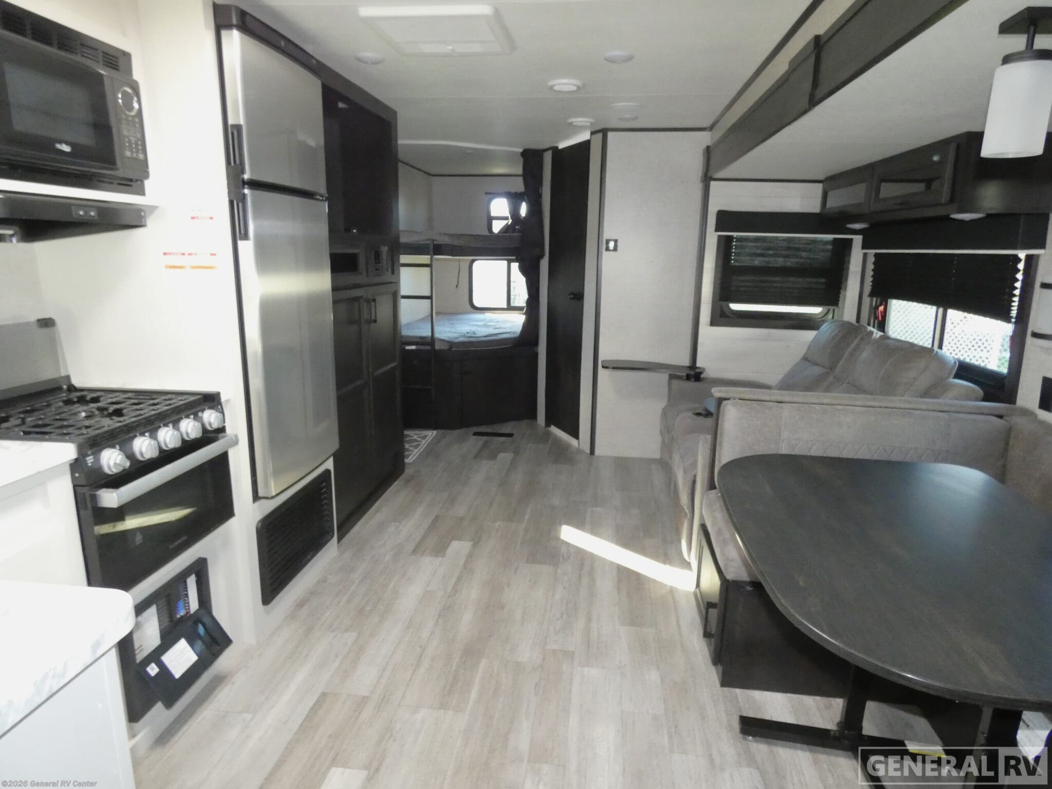 Used 2022 Jayco Jay Flight 28BHS available in Birch Run, Michigan