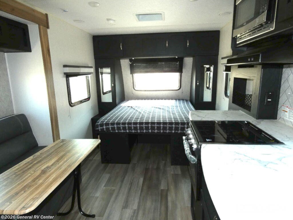 Used 2023 Coachmen Freedom EXPRS 192RBS-1SLD available in Birch Run, Michigan