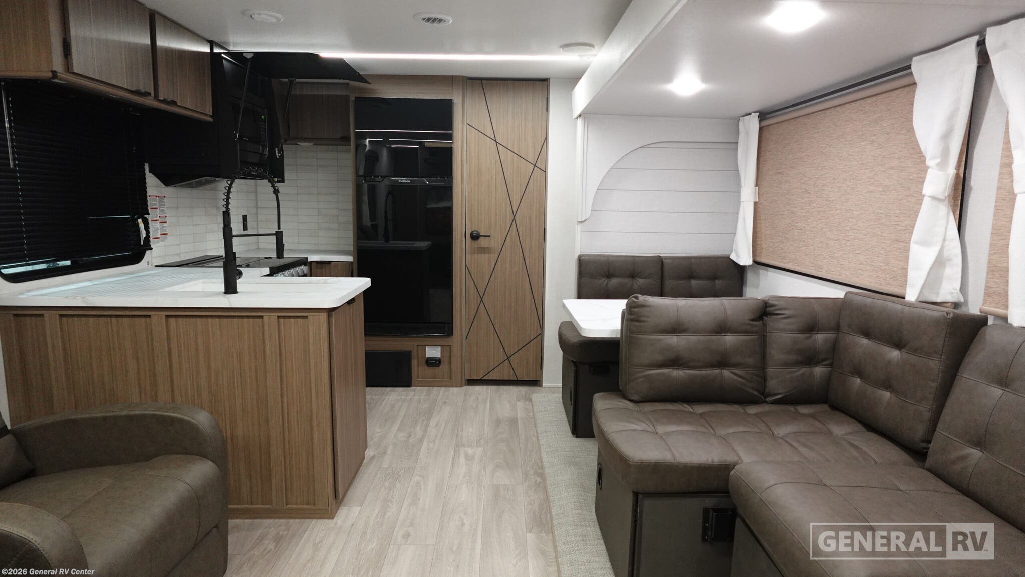 2026 Forest River Wildwood 27RK - New Travel Trailer For Sale by General RV Center in Birch Run, Michigan