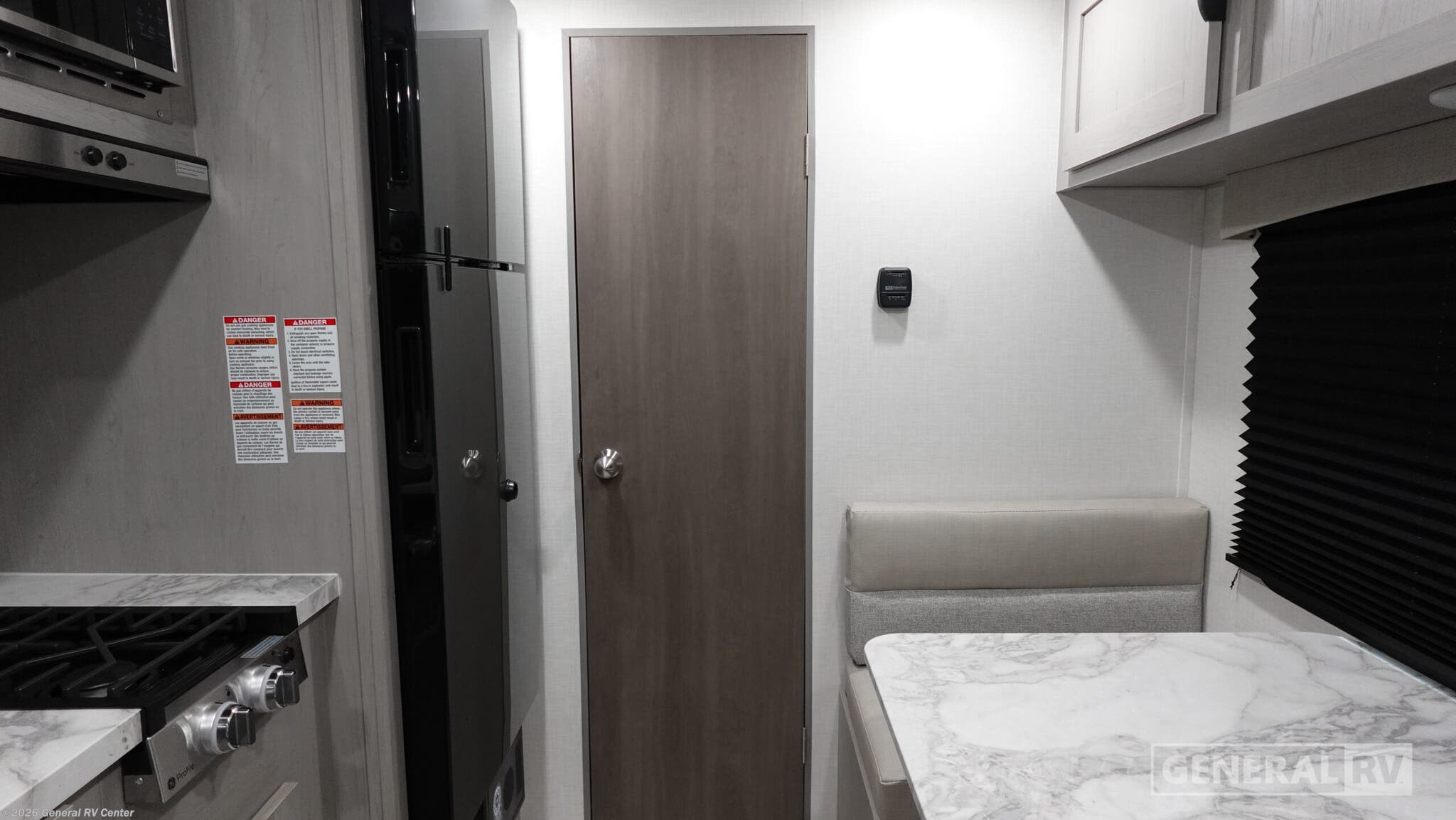 2026 Coachmen Clipper 17CBH - New Travel Trailer For Sale by General RV Center in Birch Run, Michigan