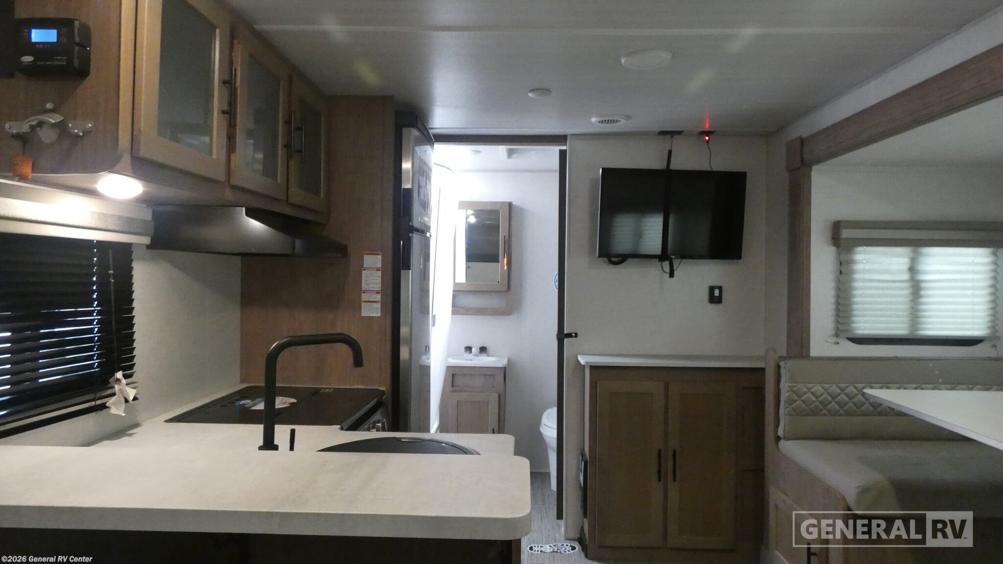 2022 Forest River No Boundaries 20.4 - Used Travel Trailer For Sale by General RV Center in Birch Run, Michigan