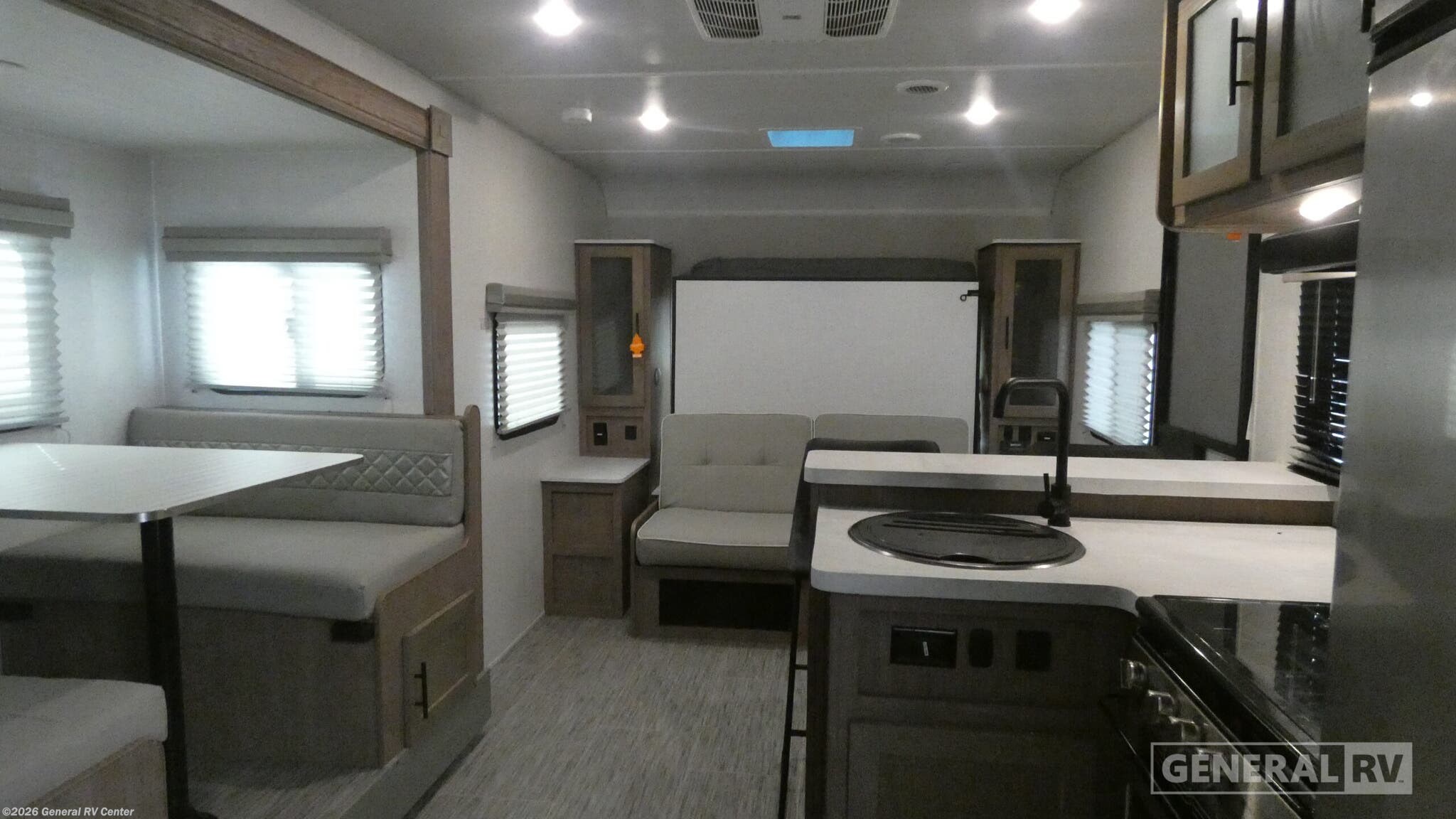 Used 2022 Forest River No Boundaries 20.4 available in Birch Run, Michigan