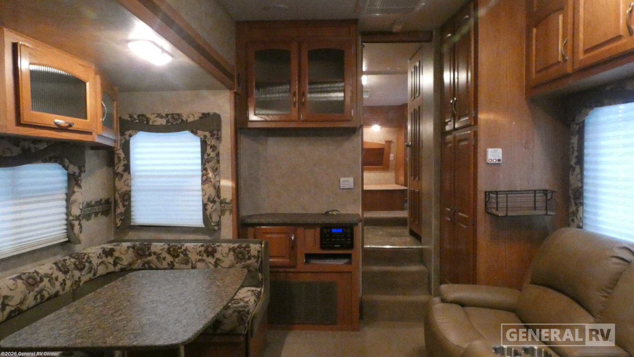 Used 2009 Jayco Eagle HT 25.5RKS available in Birch Run, Michigan