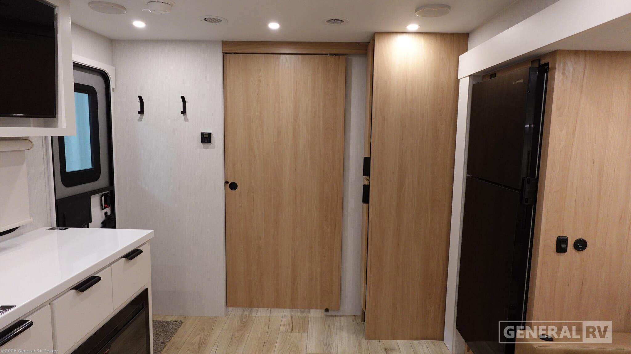 2026 Winnebago Thrive 22RBS - New Travel Trailer For Sale by General RV Center in Birch Run, Michigan