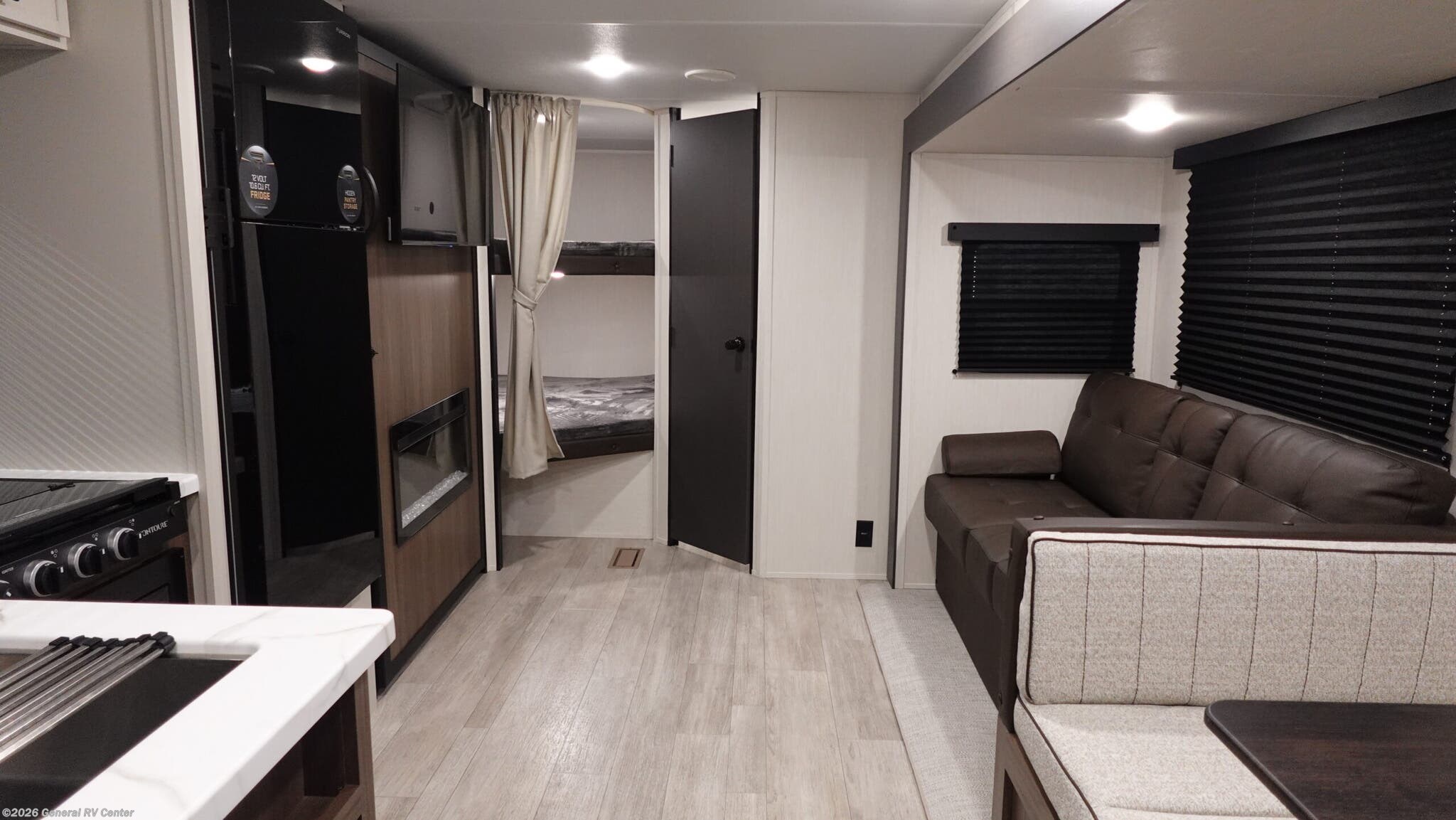 2026 Prime Time Avenger 26DBS - New Travel Trailer For Sale by General RV Center in Birch Run, Michigan