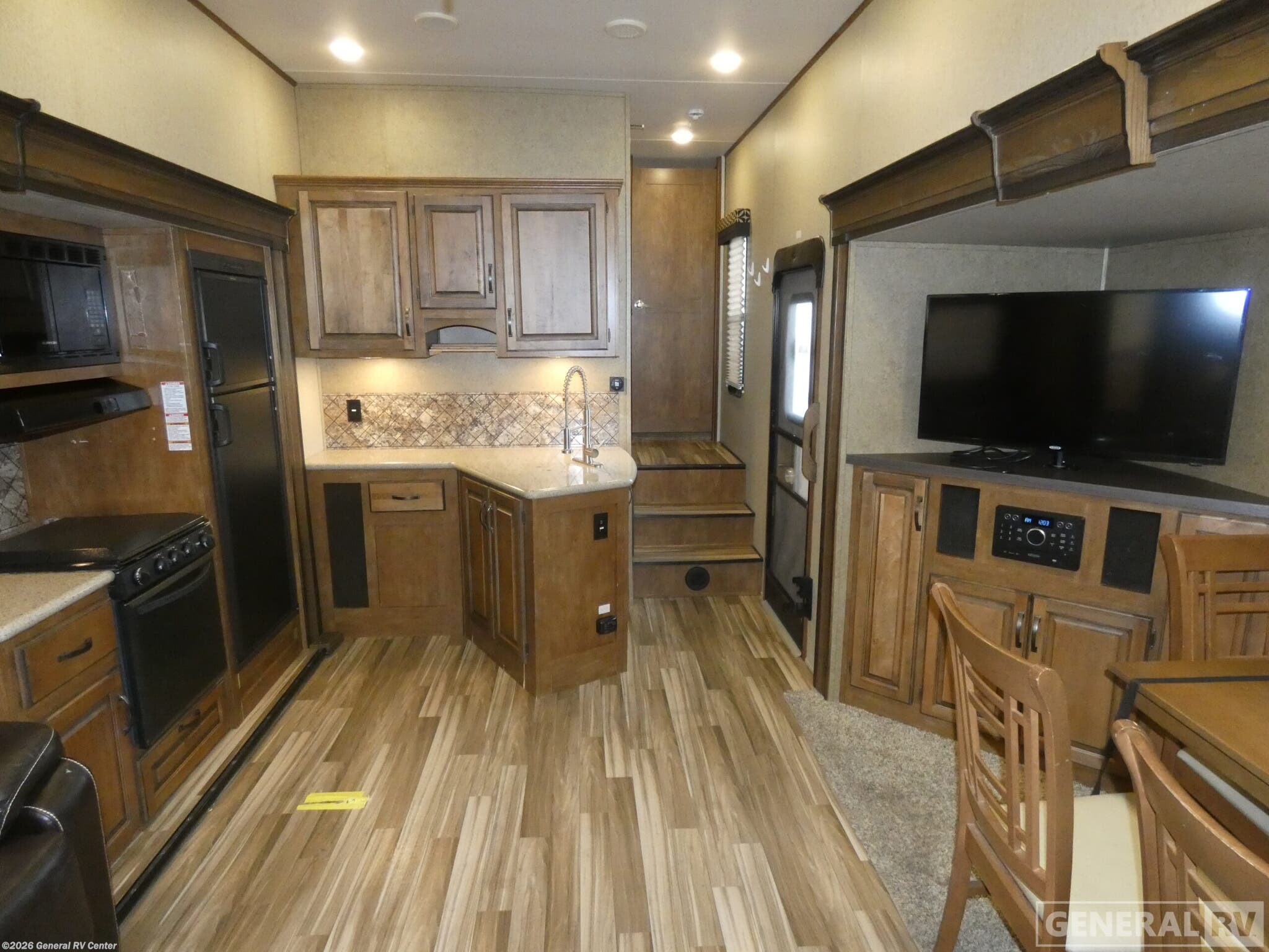 Used 2016 Forest River Sabre 28RL available in Birch Run, Michigan