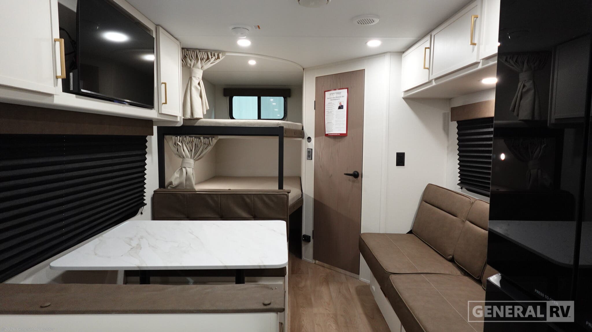 2026 Grand Design TRANSCEND-XPLOR 24BHX - New Travel Trailer For Sale by General RV Center in Birch Run, Michigan