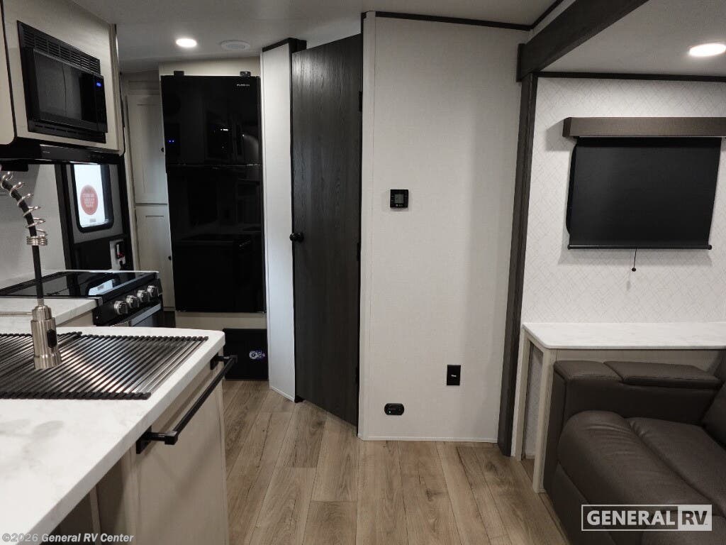 New 2026 Coachmen Spirit 1943RB available in Birch Run, Michigan