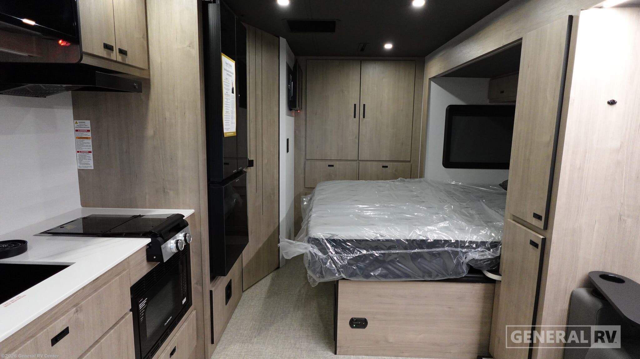 2026 Grand Design Lineage 25FW - New Class C For Sale by General RV Center in Birch Run, Michigan