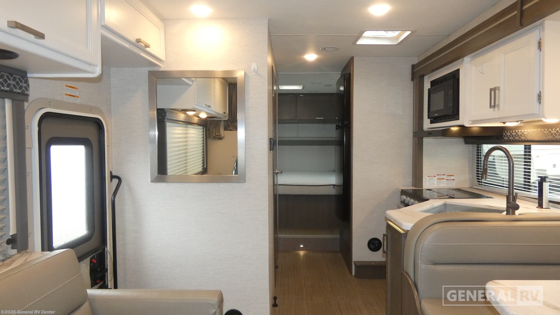 2025 Thor Motor Coach Freedom Elite 28HE - Used Class C For Sale by General RV Center in Birch Run, Michigan