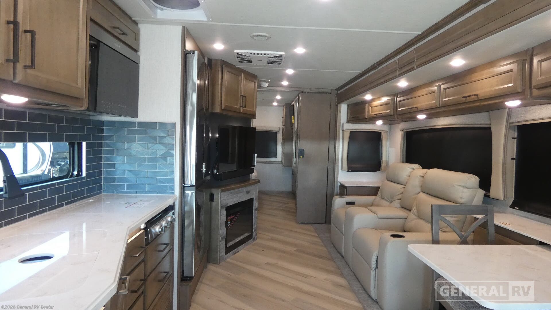 2026 Holiday Rambler Vacationer 33C - New Class A For Sale by General RV Center in Birch Run, Michigan