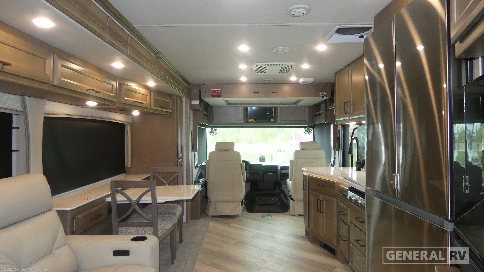 New 2026 Holiday Rambler Vacationer 33C available in Birch Run, Michigan