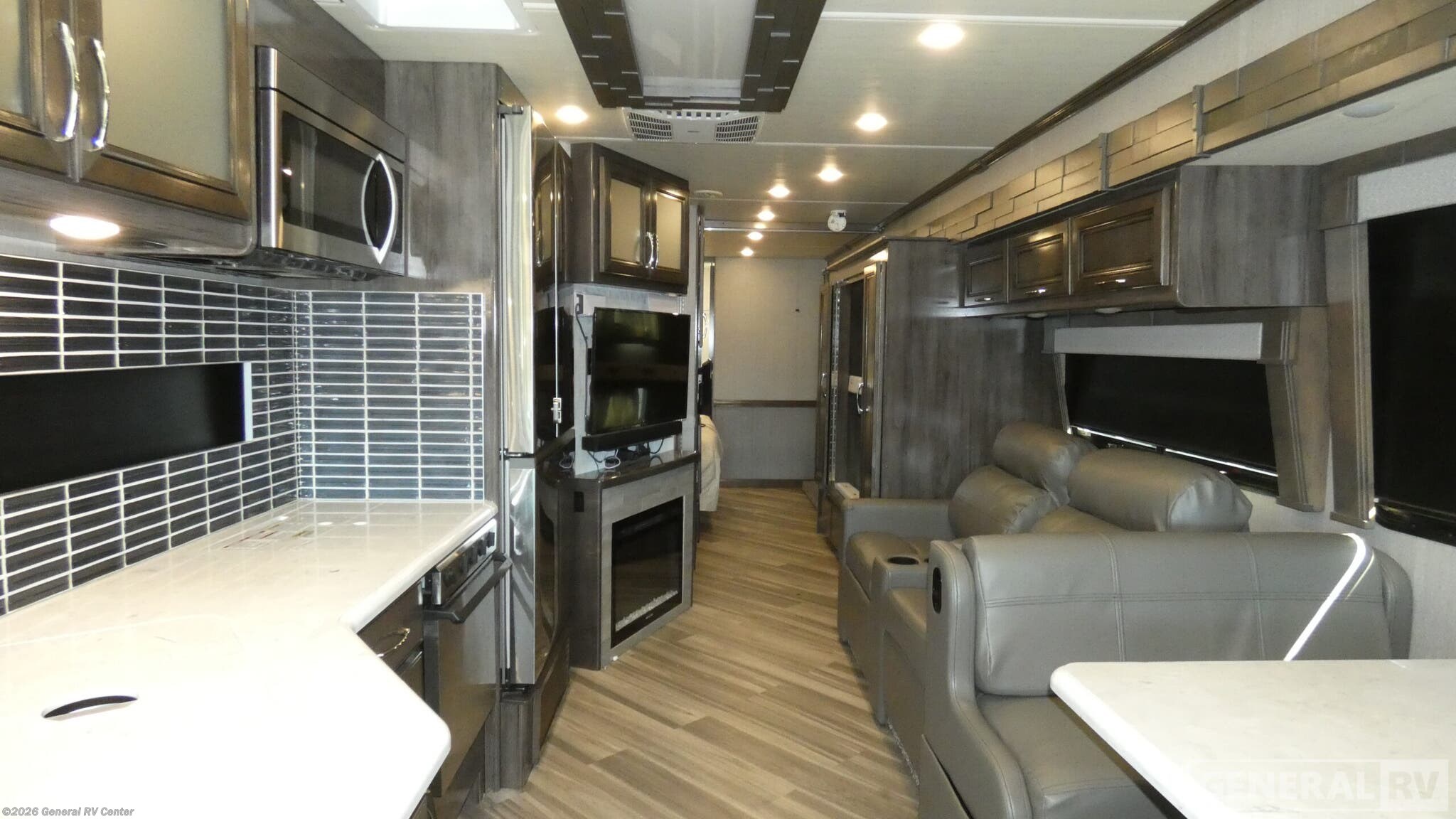 2022 Fleetwood Southwind 37F - Used Class A For Sale by General RV Center in Birch Run, Michigan