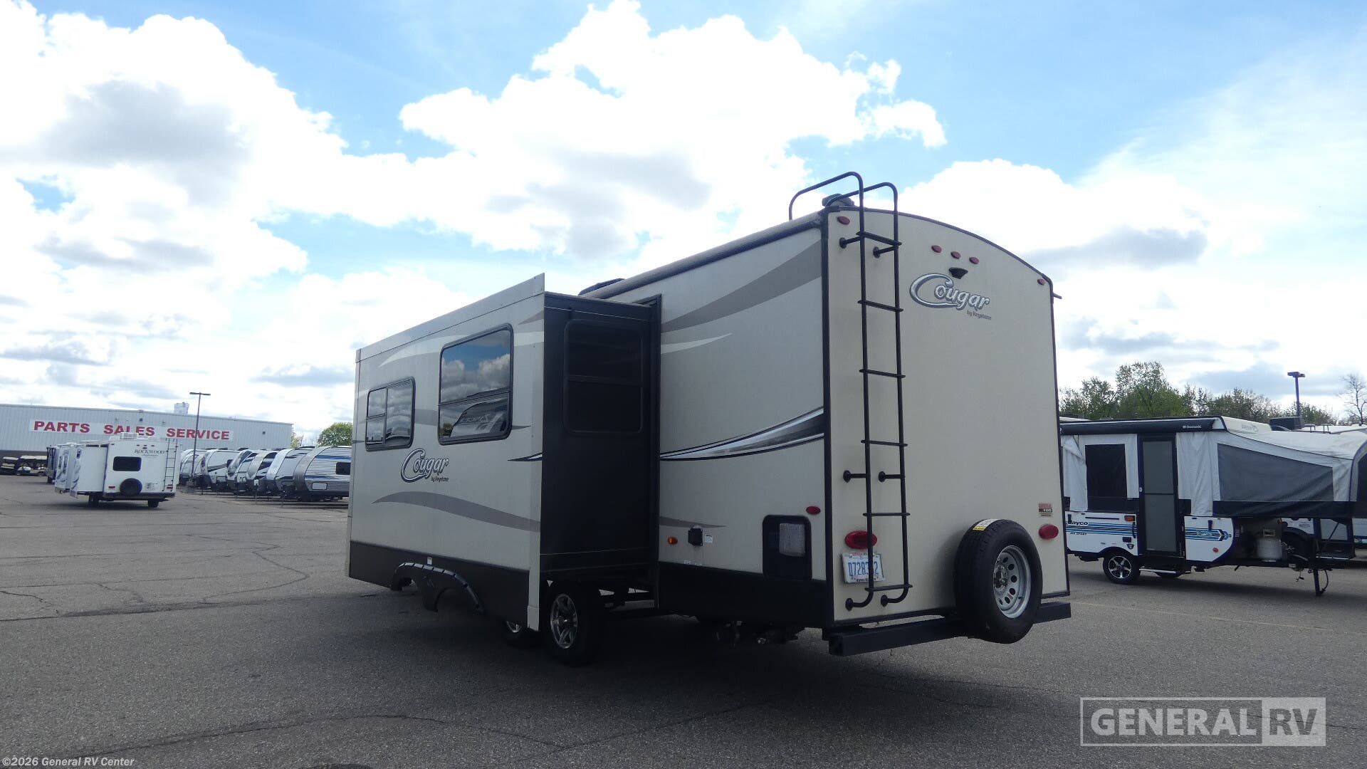 2017 Cougar 26RBI by Keystone from General RV Center in Birch Run, Michigan