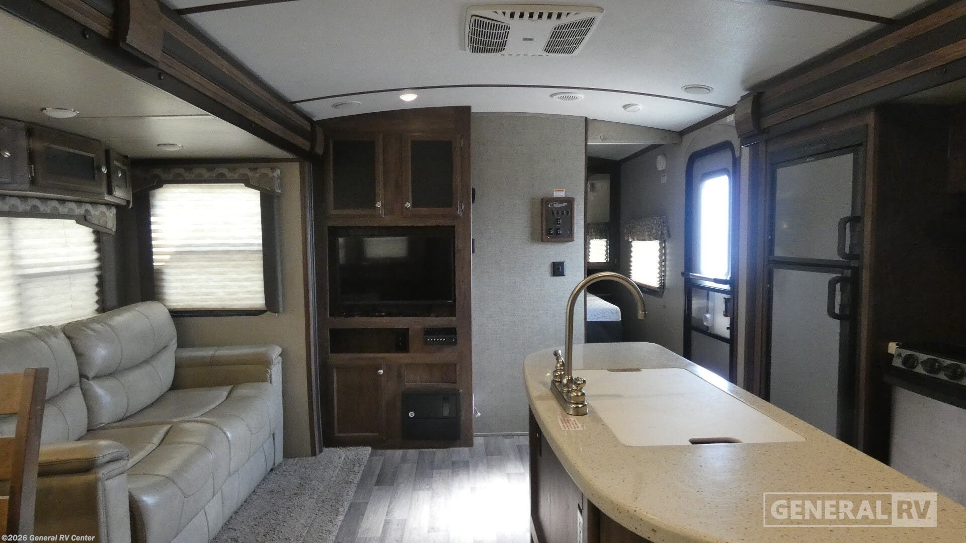 Used 2017 Keystone Cougar 26RBI available in Birch Run, Michigan