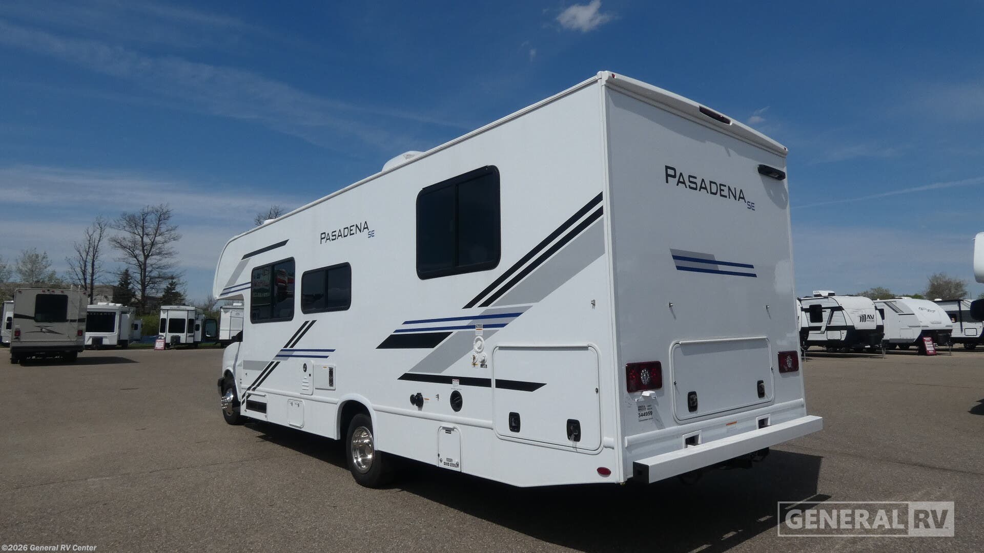 2026 Pasadena SE SZ28 by Thor Motor Coach from General RV Center in Birch Run, Michigan