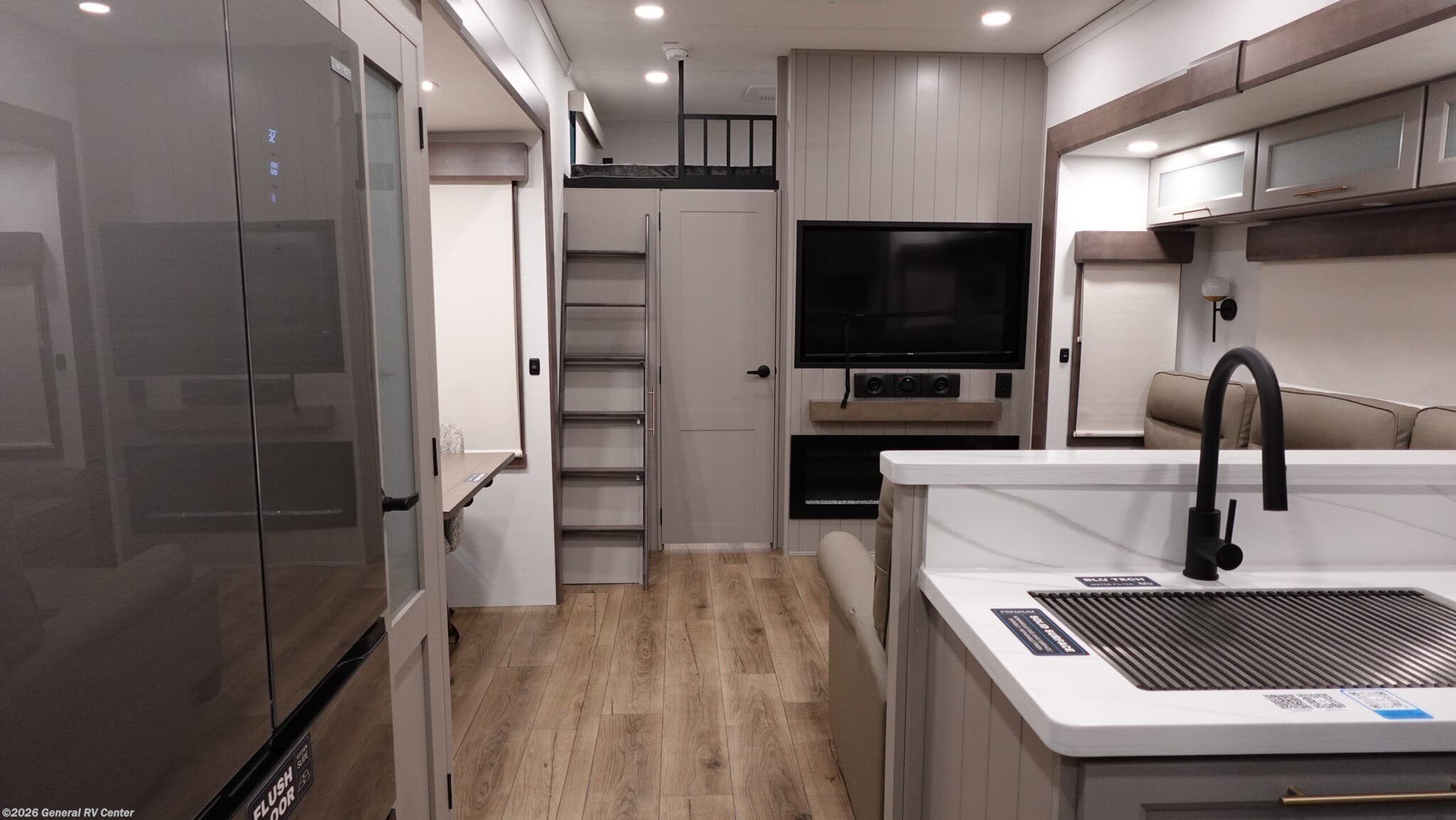 2026 Alliance RV Paradigm 395DS - New Fifth Wheel For Sale by General RV Center in Birch Run, Michigan