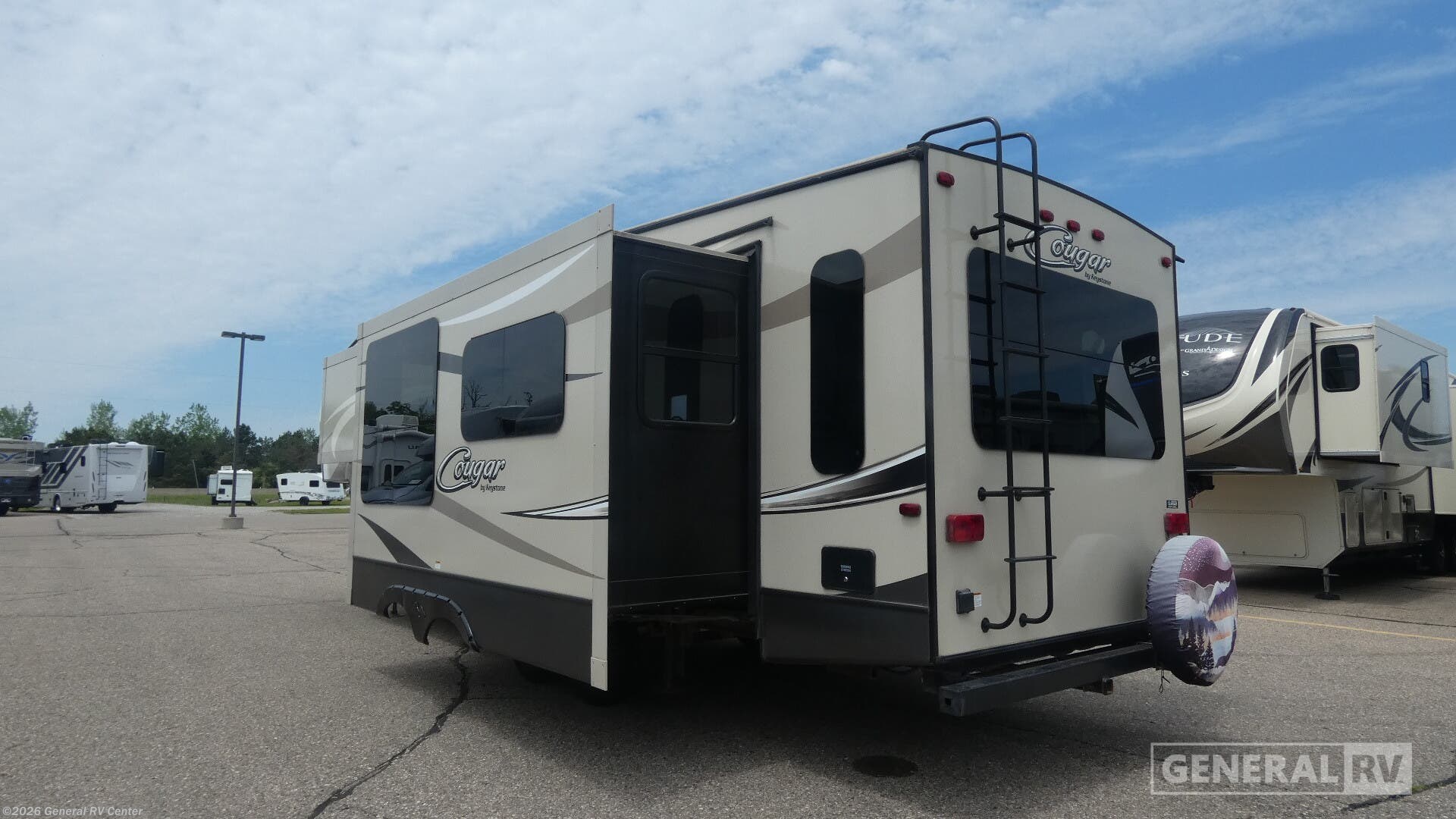 2017 Cougar 29RLI by Keystone from General RV Center in Birch Run, Michigan