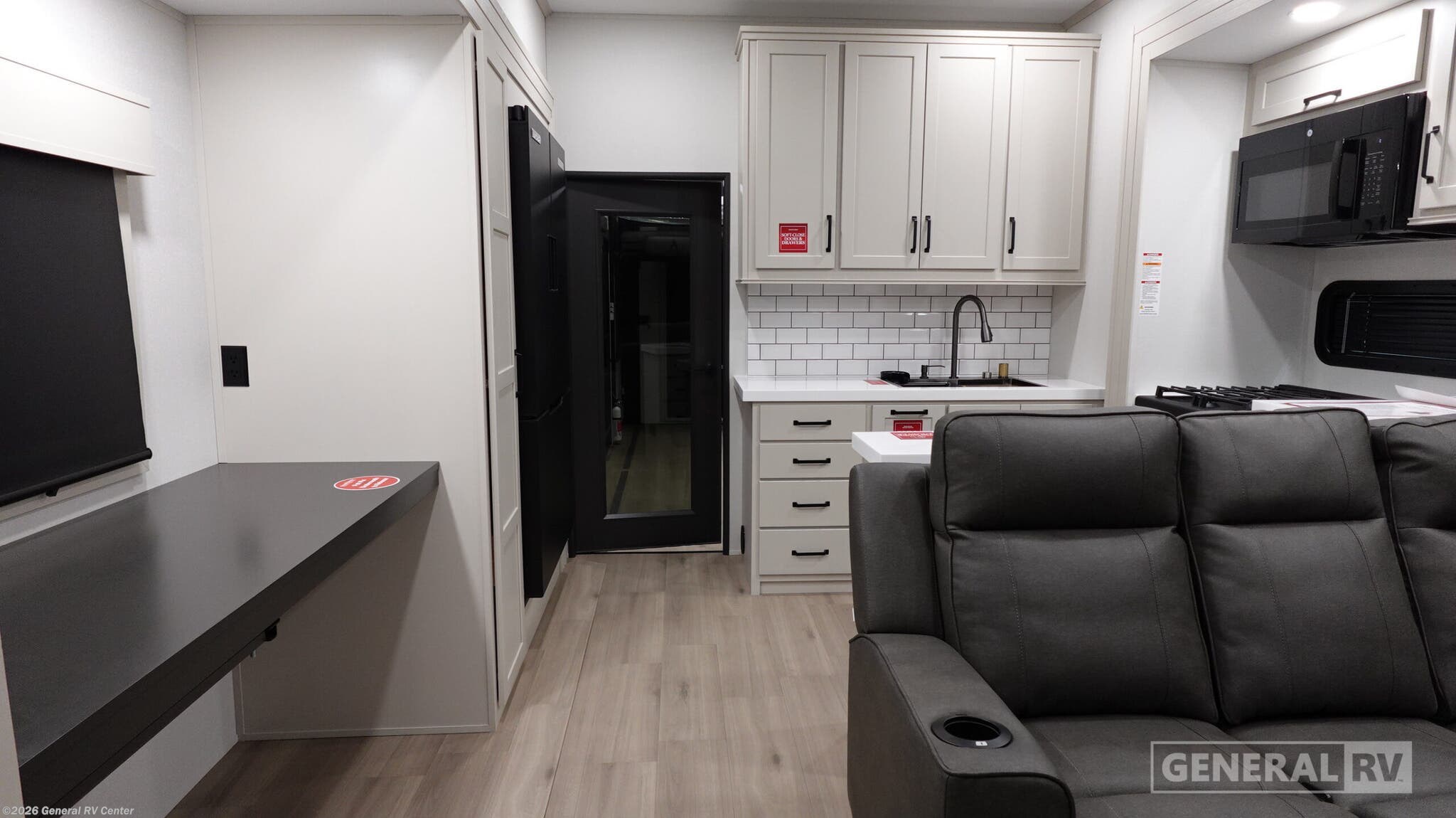 2026 Grand Design Momentum 392M - New Fifth Wheel For Sale by General RV Center in Birch Run, Michigan