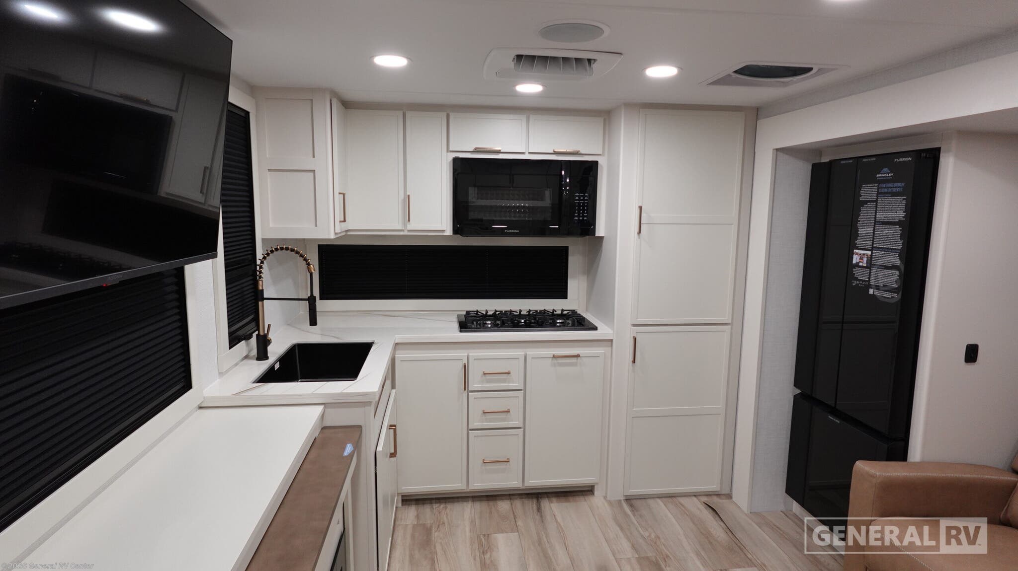 2026 Brinkley RV Model I 275 - New Travel Trailer For Sale by General RV Center in Birch Run, Michigan