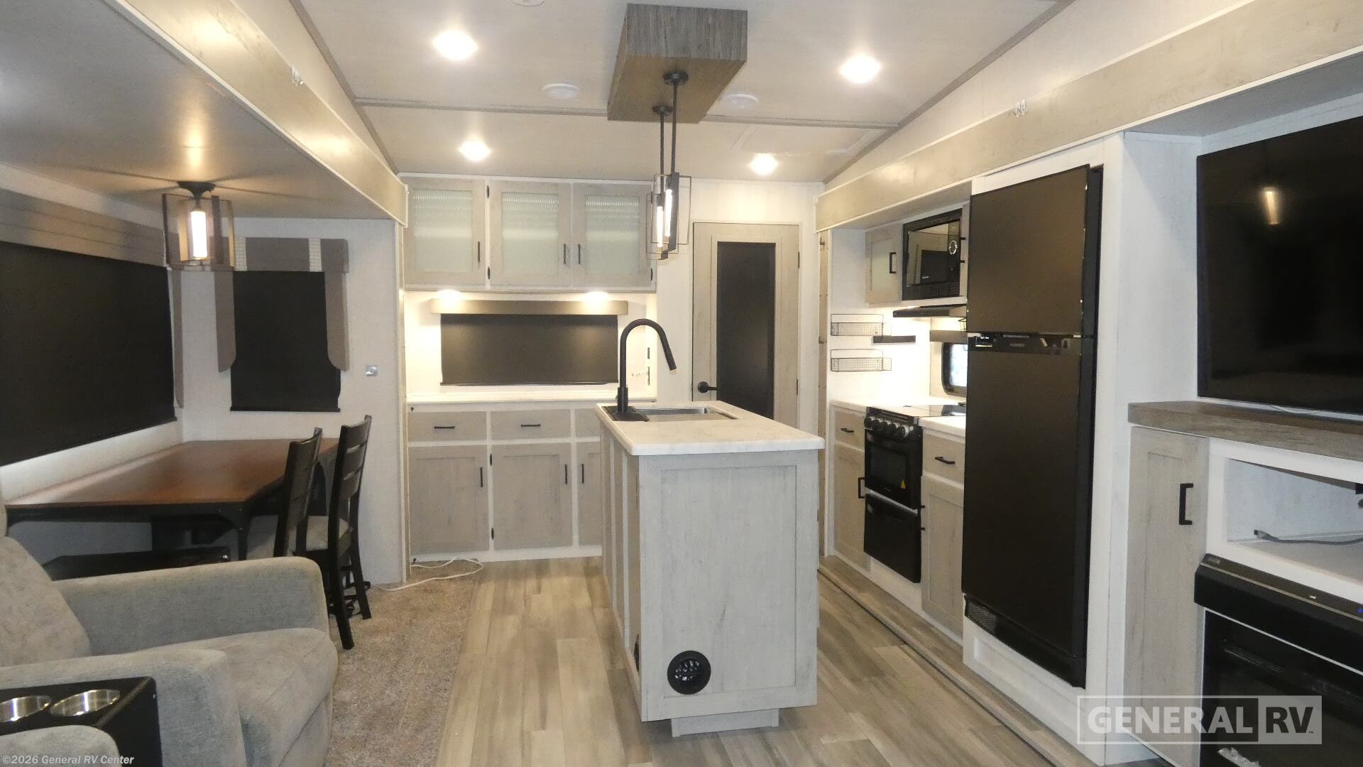 2021 Forest River Impression 270RK - Used Fifth Wheel For Sale by General RV Center in Birch Run, Michigan