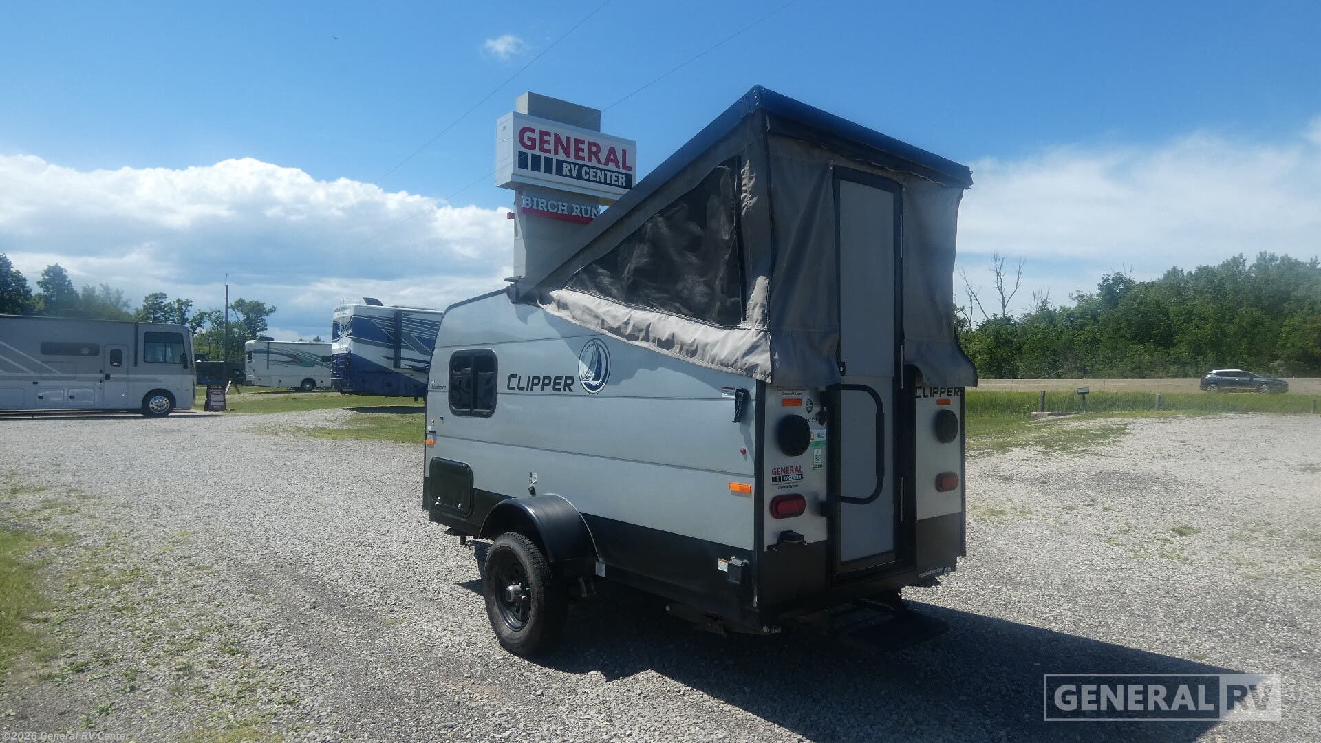 2022 Clipper 9.0 TD Express by Coachmen from General RV Center in Birch Run, Michigan