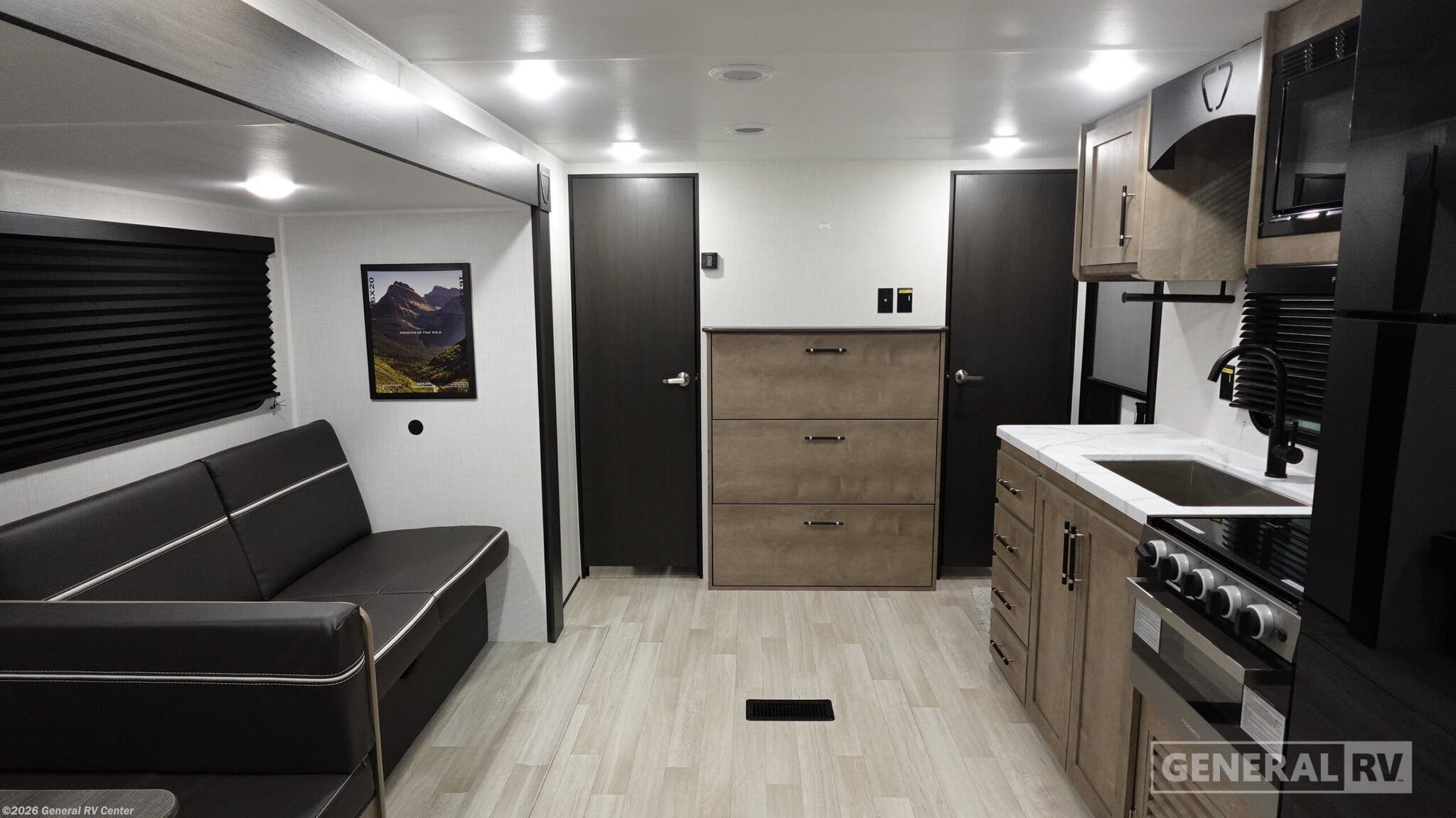 New 2027 Keystone Springdale 2880BRS available in Birch Run, Michigan