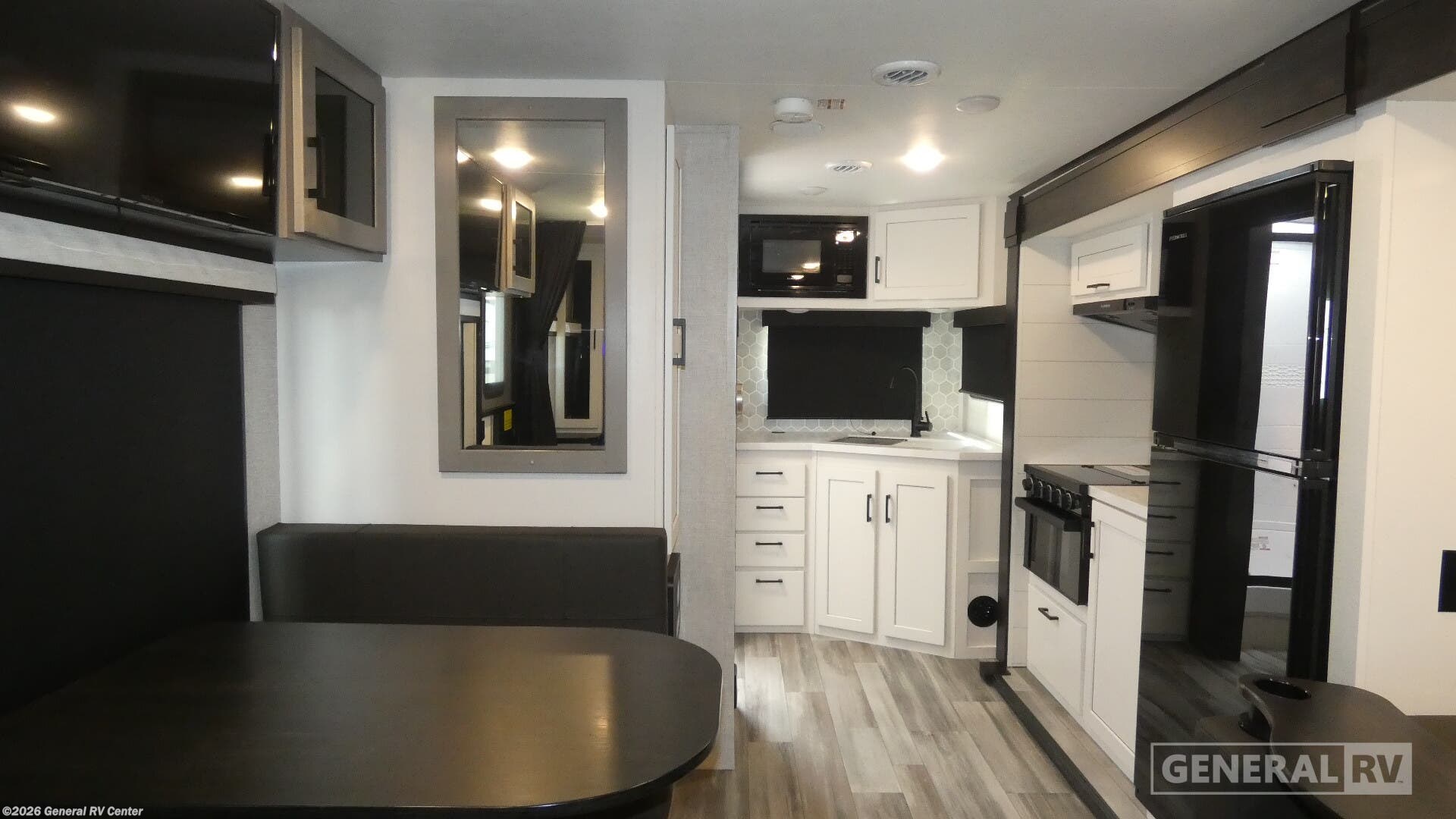 2024 Jayco Jay Feather 21MML - Used Travel Trailer For Sale by General RV Center in Birch Run, Michigan