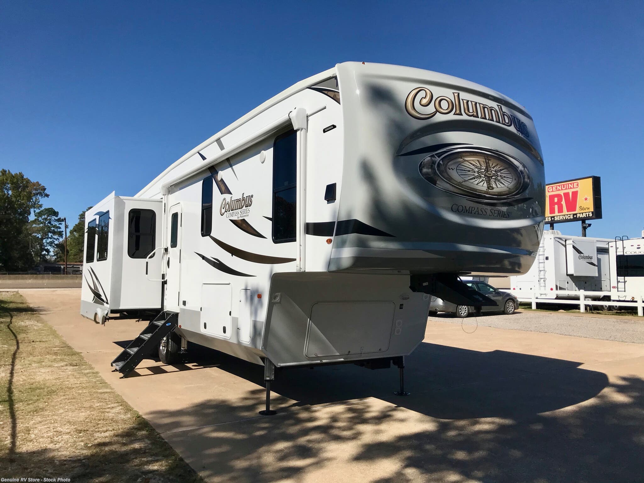 2020 Palomino Columbus 329DVC RV for Sale in Nacogdoches, TX 75964