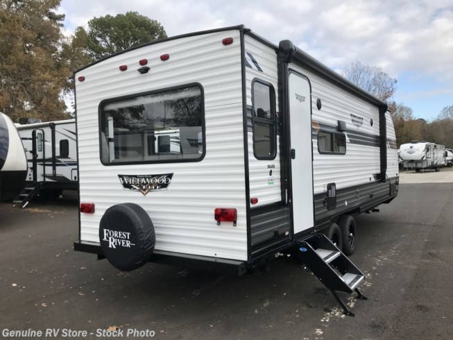 2022 Wildwood 24RLXL by Forest River from Genuine RV Store in Nacogdoches, Texas