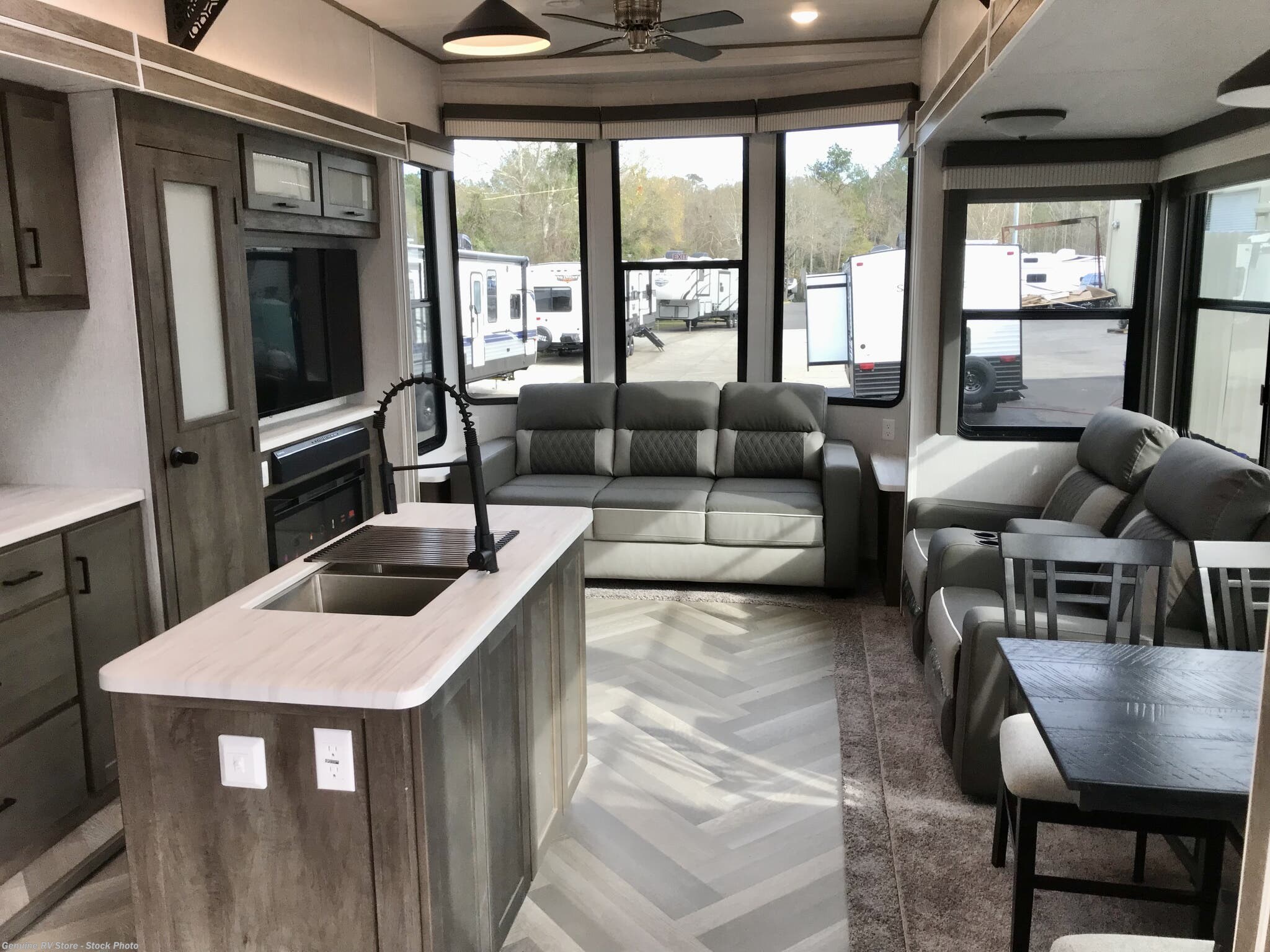 2022 Forest River Wildwood Grand Lodge 42FLDL RV for Sale in