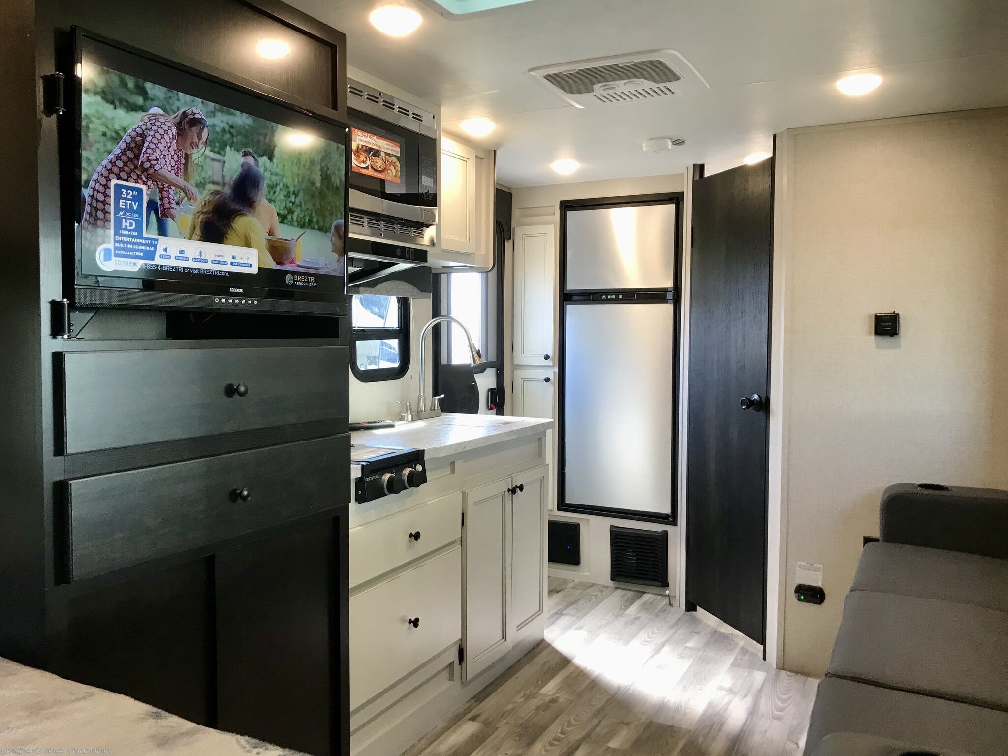111041 - 2022 Highland Ridge Open Range 16FBS Travel Trailer for sale in  Nacogdoches TX
