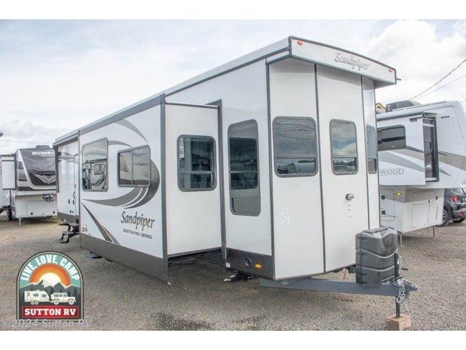 2022 Sandpiper 401FLX by Forest River from Sutton RV in Eugene, Oregon
