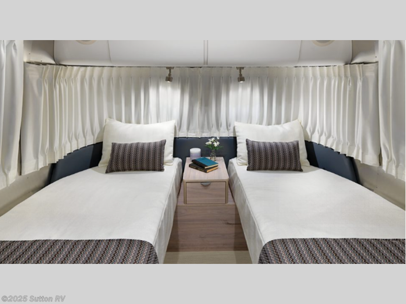 2024 Airstream Globetrotter 27FB Twin RV for Sale in Eugene, OR 97402