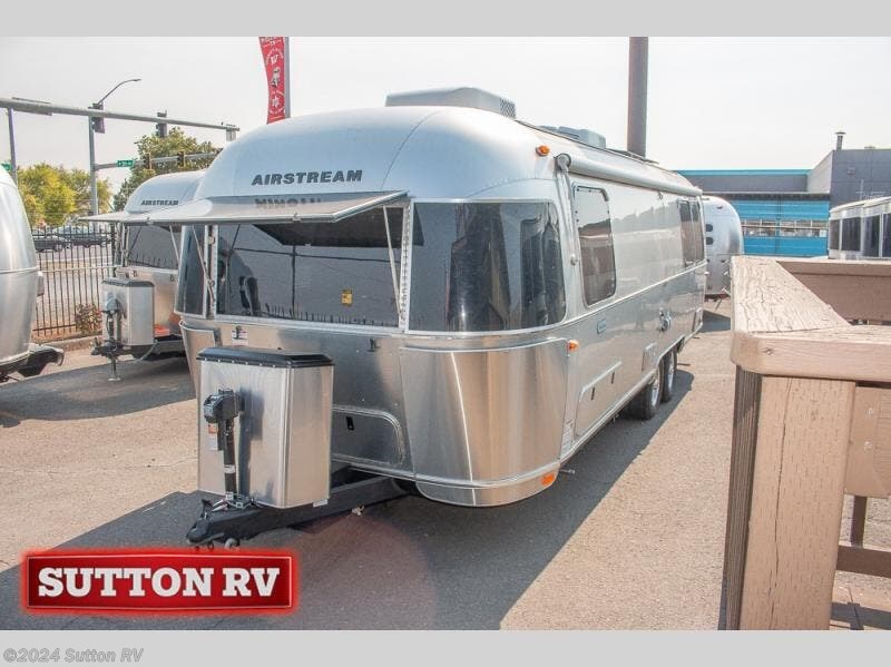 2024 Airstream Globetrotter Airstream 27FB Twin RV for Sale in Eugene
