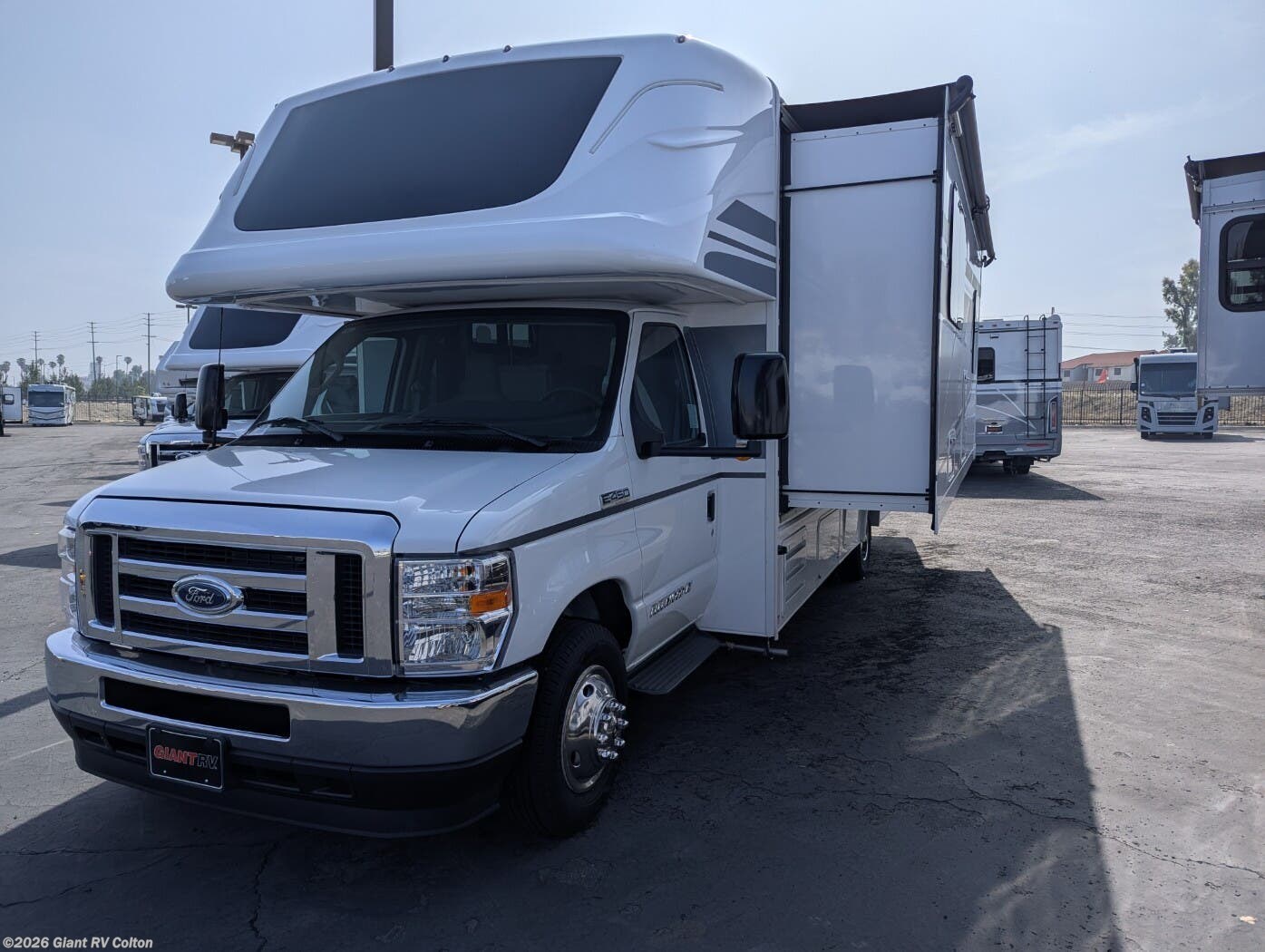 New 2025 Fleetwood Altitude 27U available in Colton, California