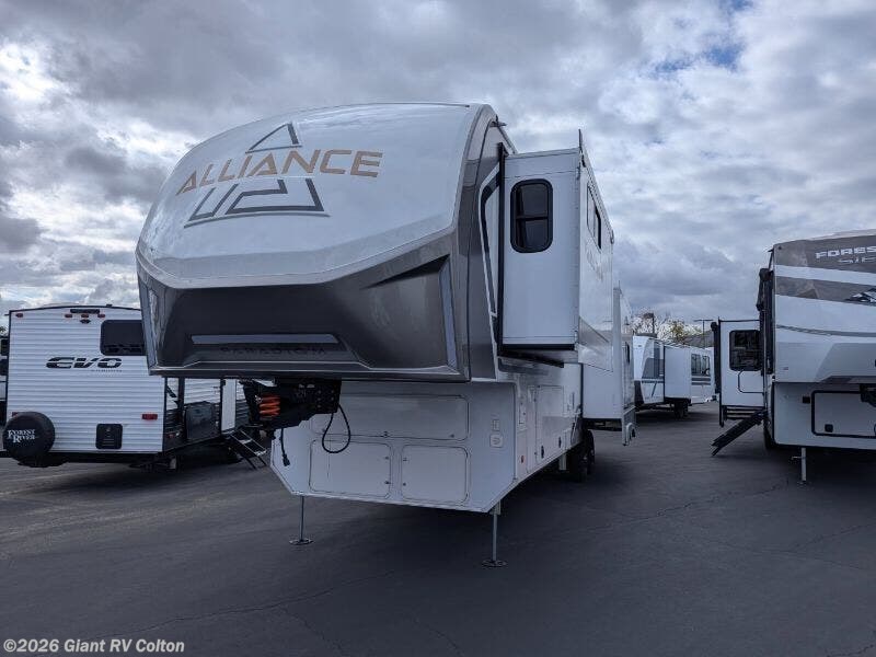 New 2025 Alliance RV Paradigm 340RL available in Colton, California