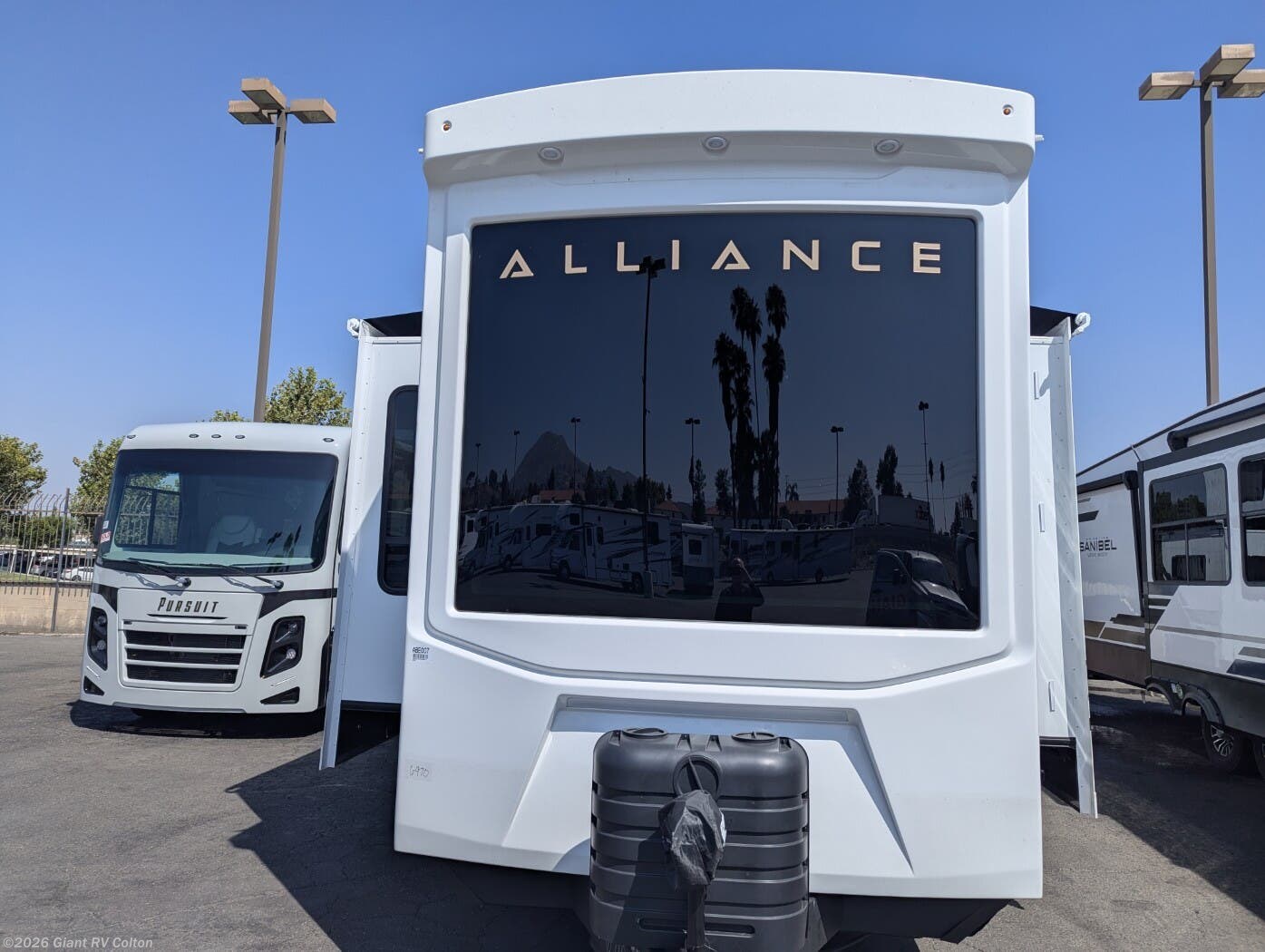 2026 Benchmark 42LFT by Alliance RV from Giant RV in Colton, California