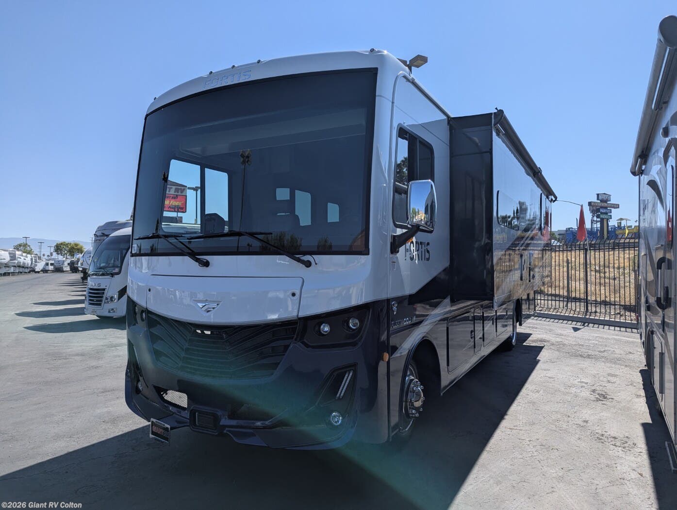 New 2026 Fleetwood Fortis 32RW available in Colton, California