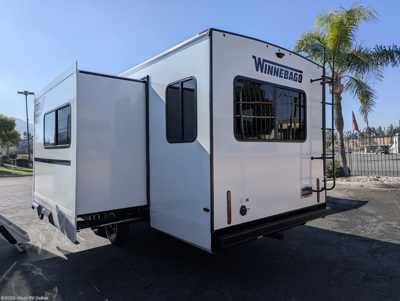 New 2026 Winnebago Thrive 25RLS available in Colton, California
