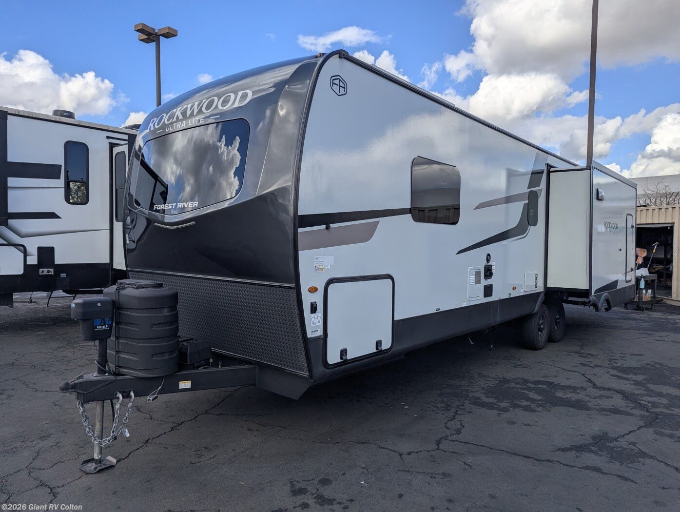 New 2026 Forest River Rockwood Ultra Lite 2906RL available in Colton, California