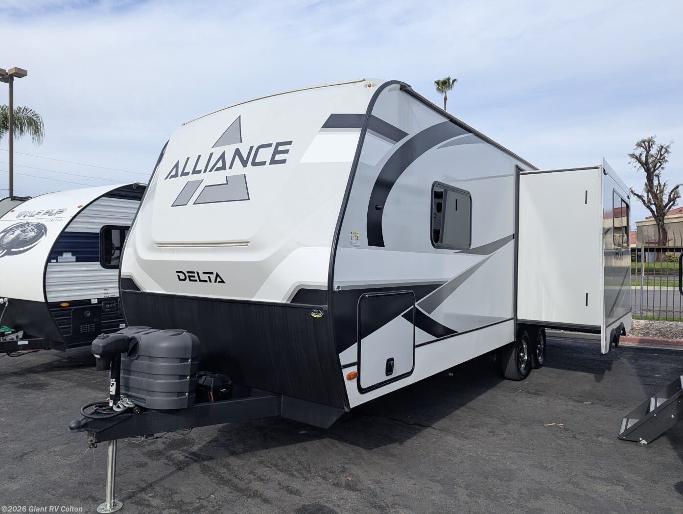 Used 2024 Alliance RV Delta 252RL available in Colton, California