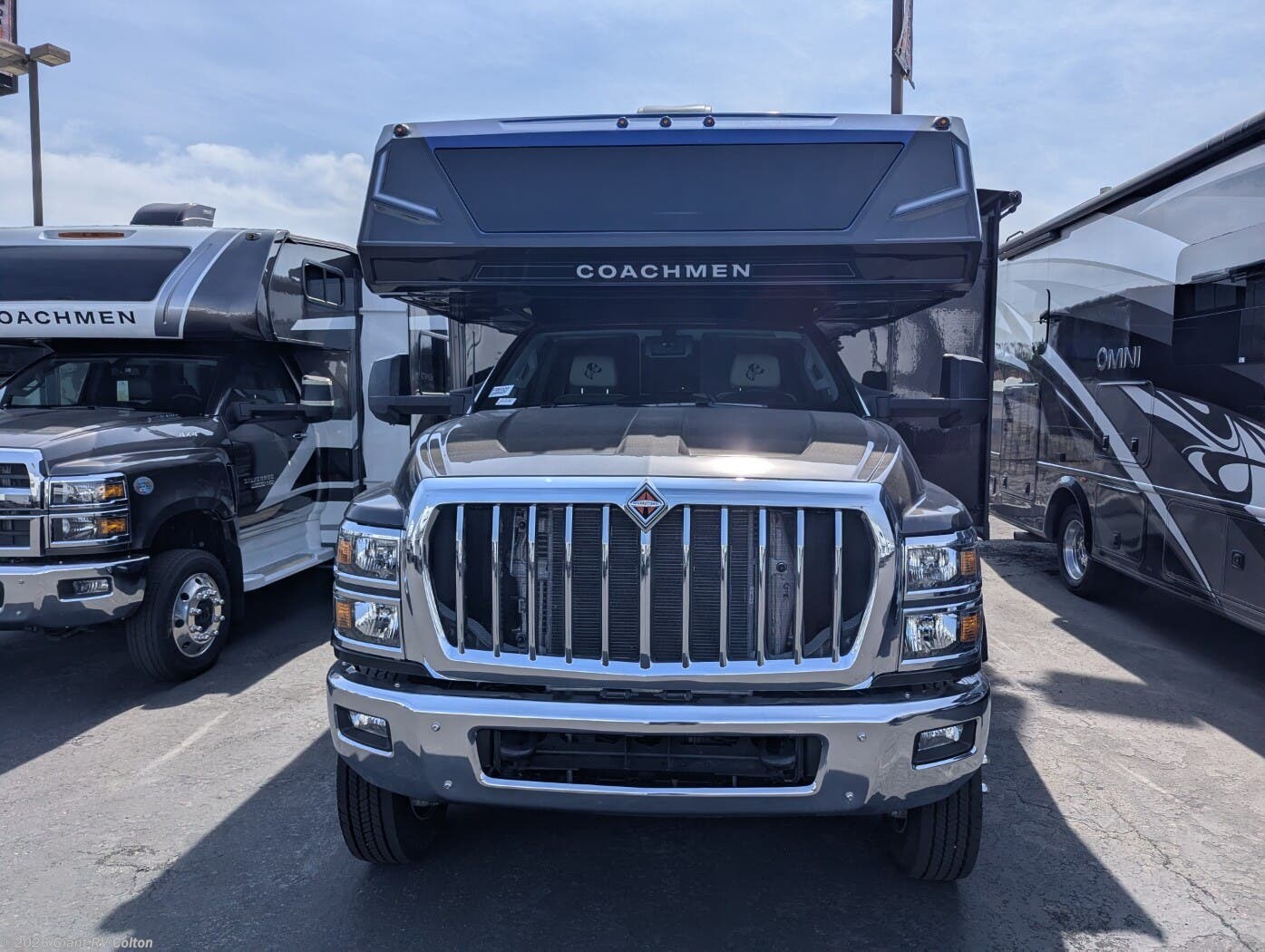 New 2026 Coachmen Entourage 330DS available in Colton, California